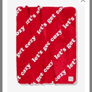 Victoria Secret pink Sherpa blanket